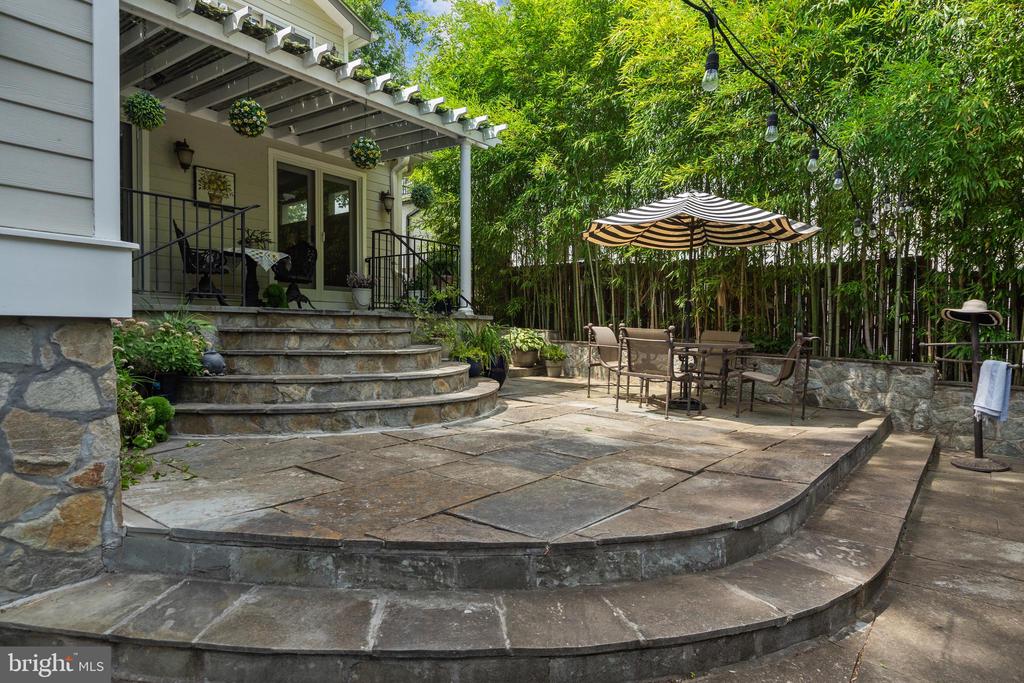 6407 OLMI LANDRITH DRIVE
