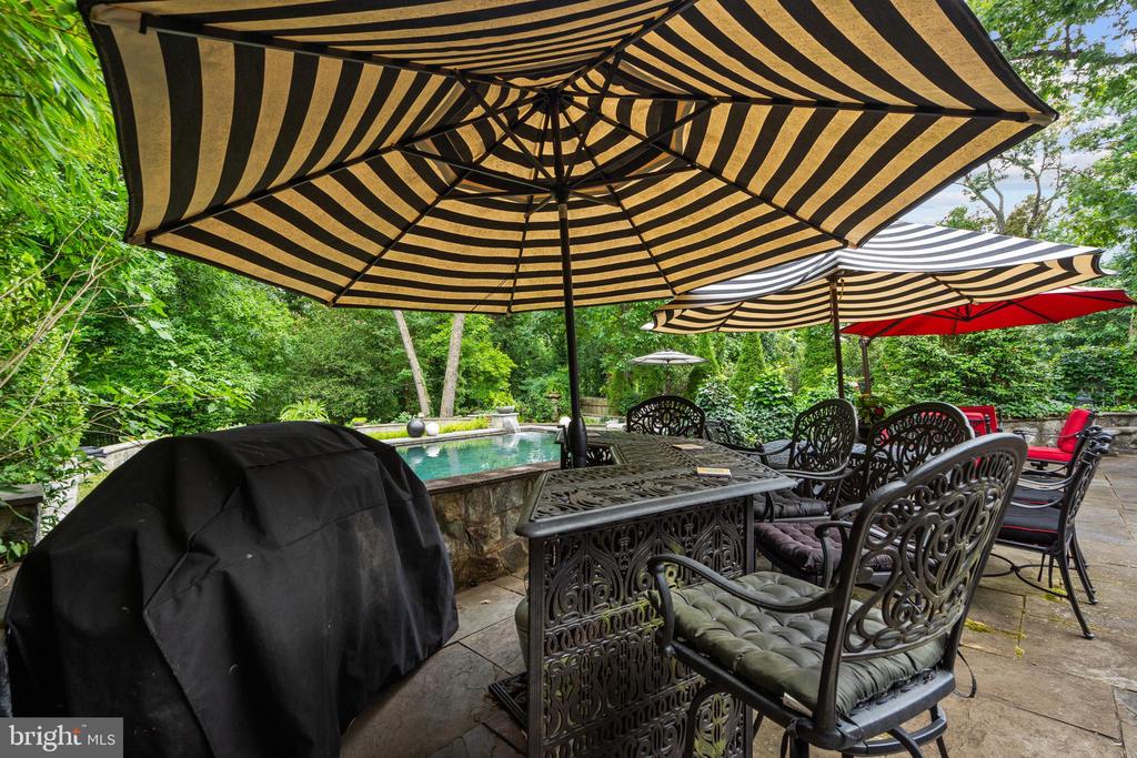 6407 OLMI LANDRITH DRIVE