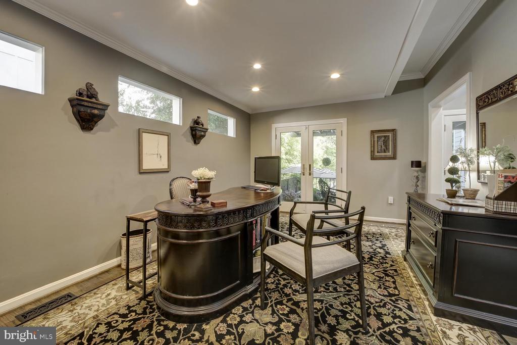 6407 OLMI LANDRITH DRIVE
