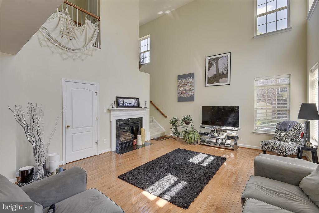 6087 Piney Woods Ct, -3710, United States