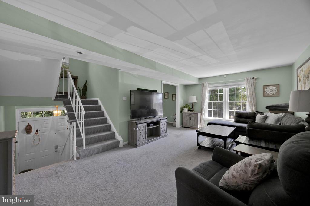 2465 WINDBREAK DRIVE