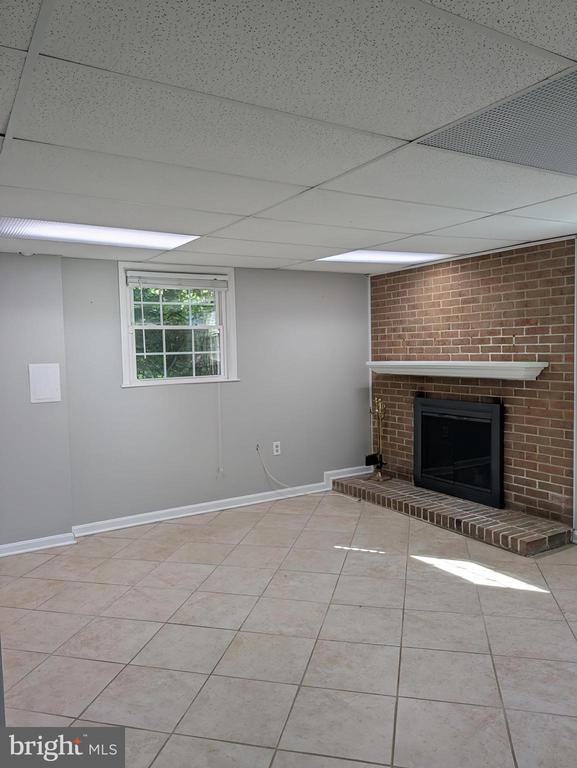 2465 WINDBREAK DRIVE