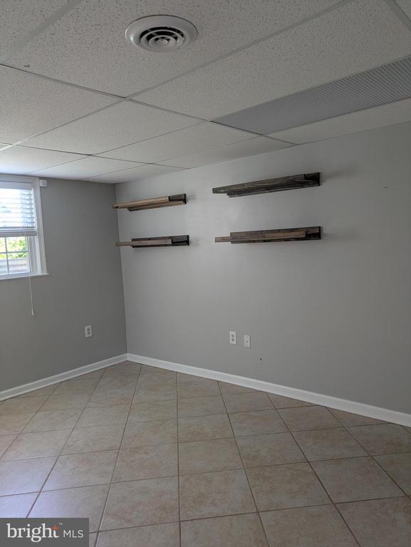 2465 WINDBREAK DRIVE