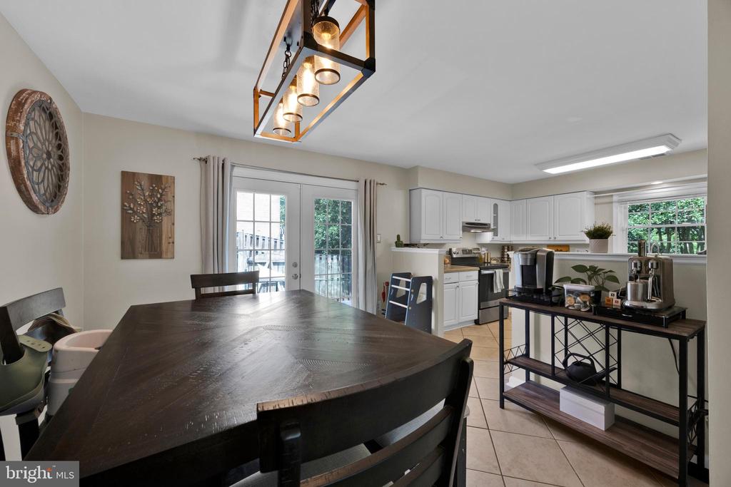 2465 WINDBREAK DRIVE