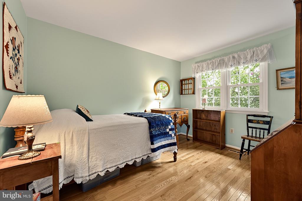 8218 CEDAR LANDING COURT