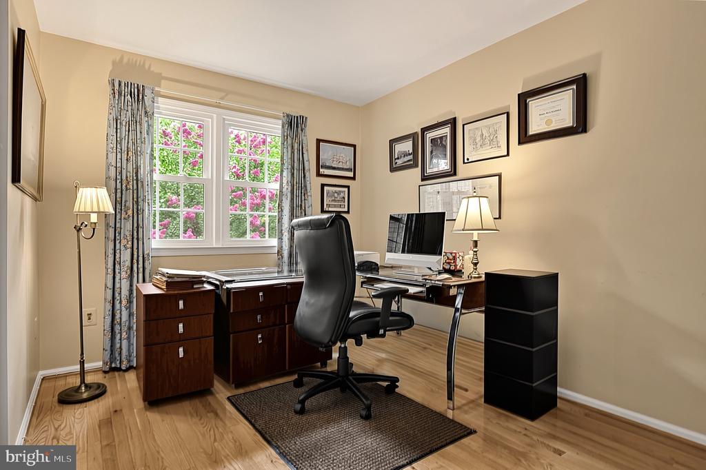 8218 CEDAR LANDING COURT