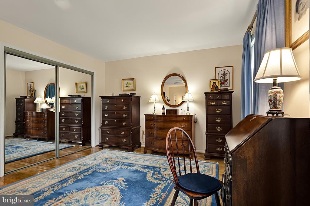 8218 CEDAR LANDING COURT