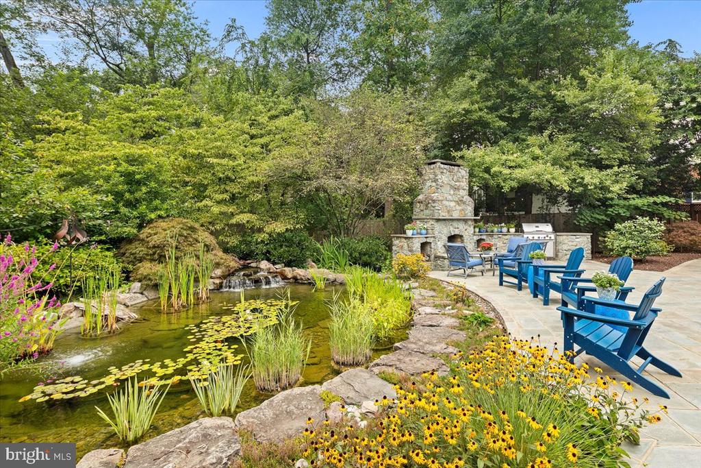 4429 NEPTUNE DRIVE