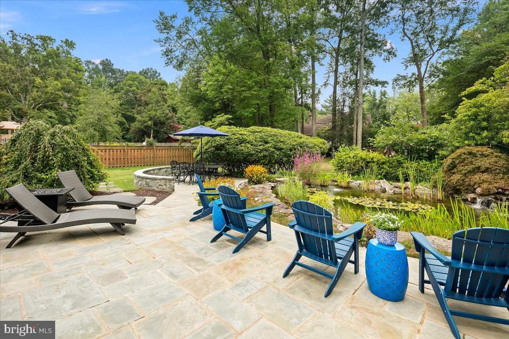 4429 NEPTUNE DRIVE