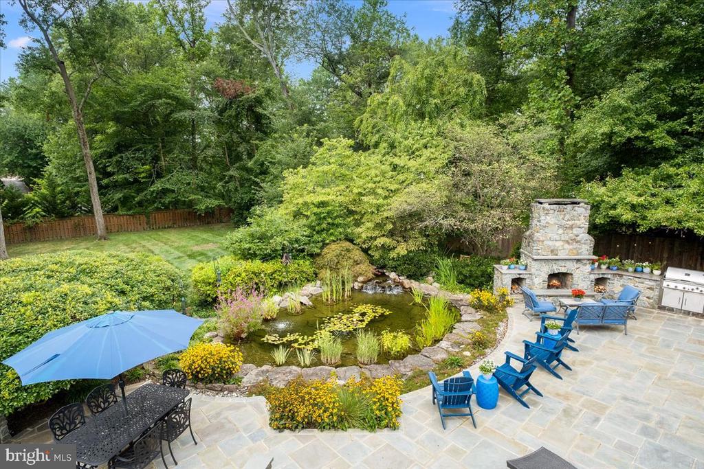 4429 NEPTUNE DRIVE