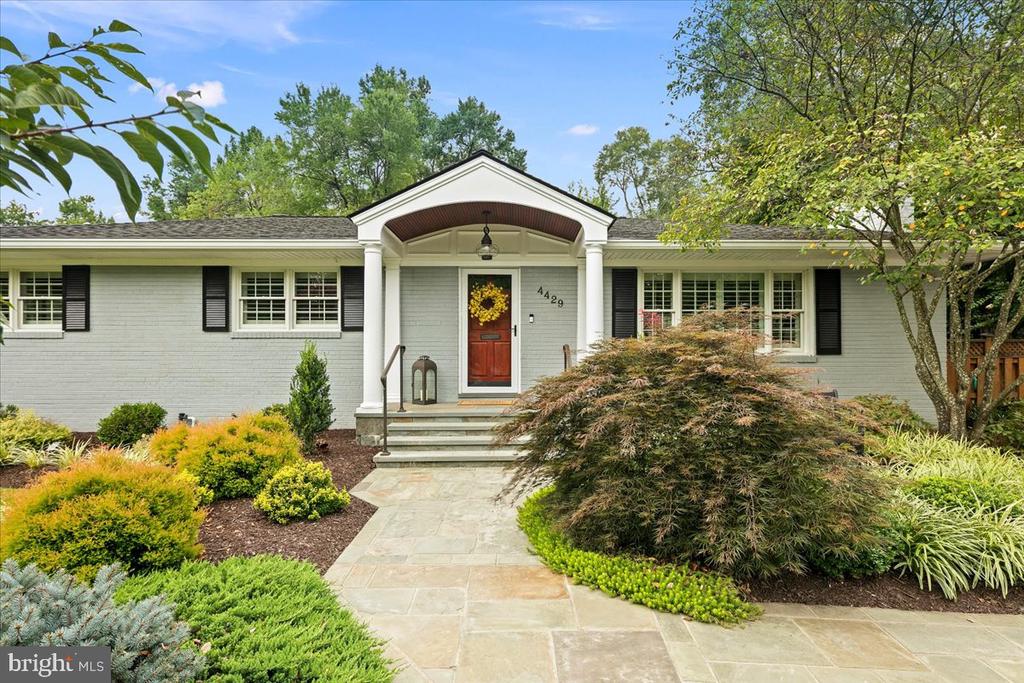 4429 NEPTUNE DRIVE