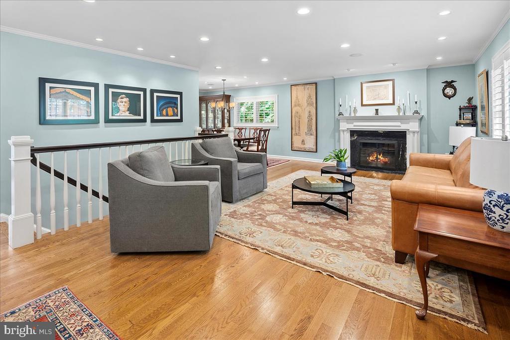 4429 NEPTUNE DRIVE