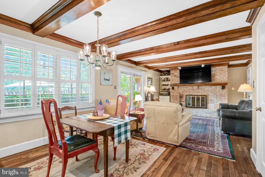 9344 MOUNT VERNON CIRCLE