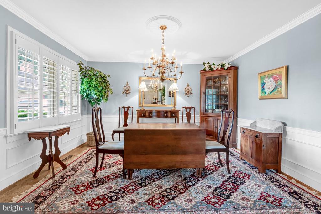 9344 MOUNT VERNON CIRCLE