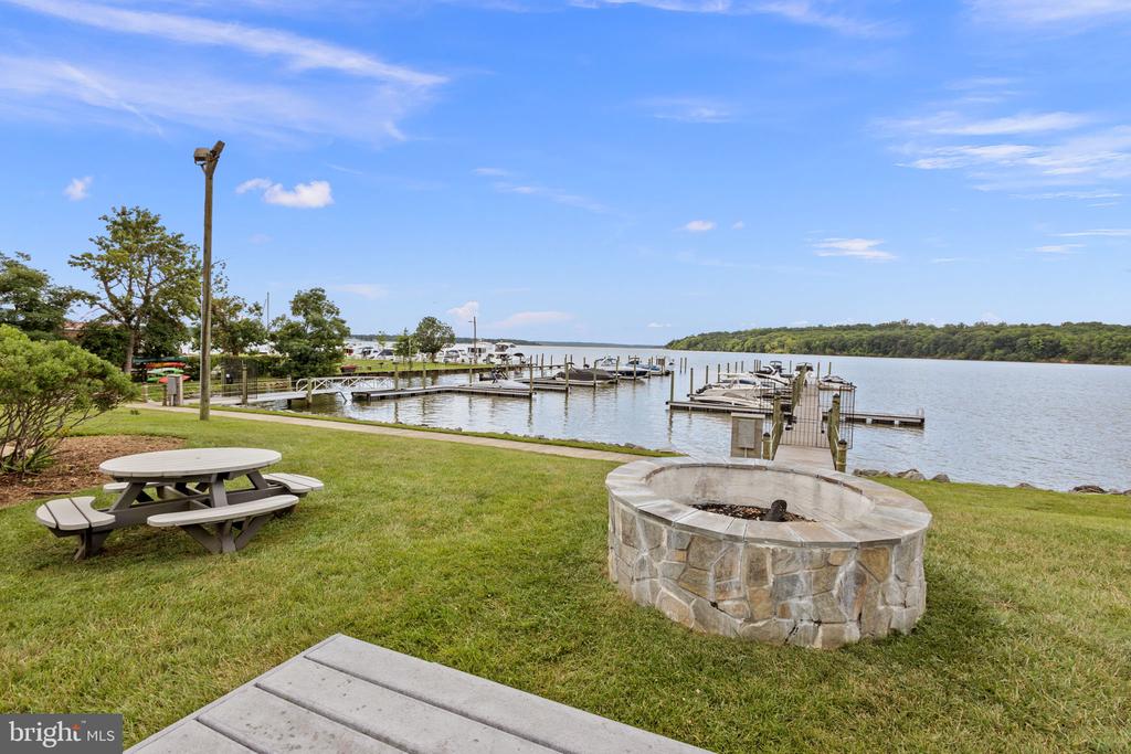 9344 MOUNT VERNON CIRCLE