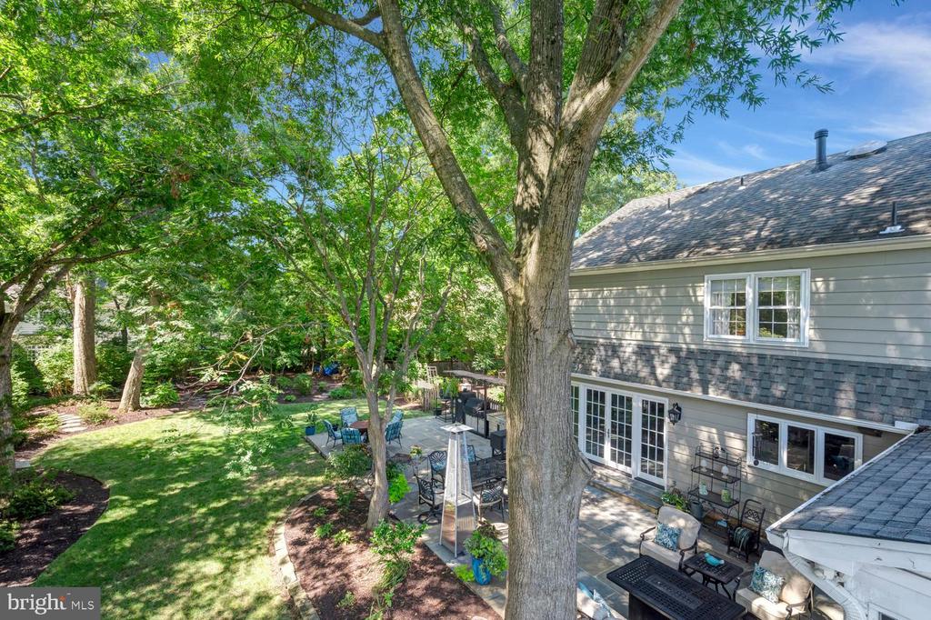 3723 RIVERWOOD ROAD