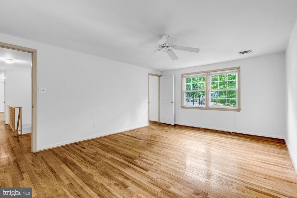 4200 PICKERING PLACE