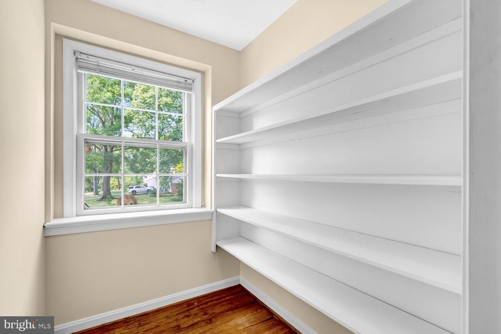 4200 PICKERING PLACE
