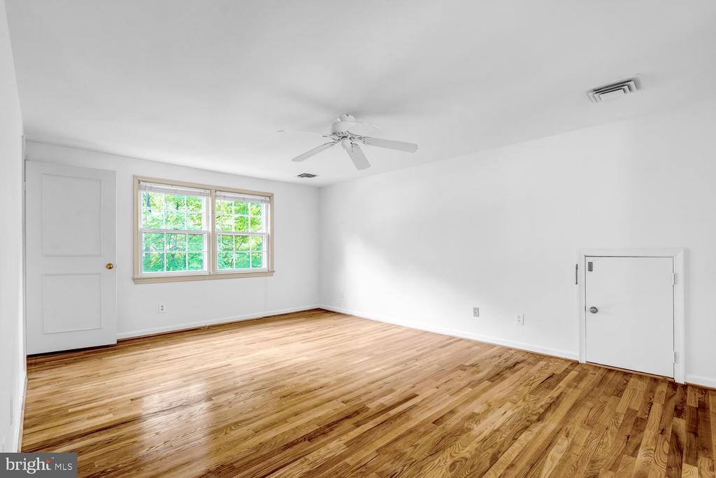 4200 PICKERING PLACE