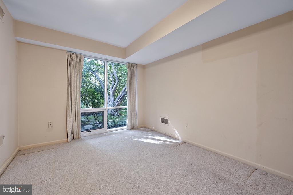 7407 RECARD LANE