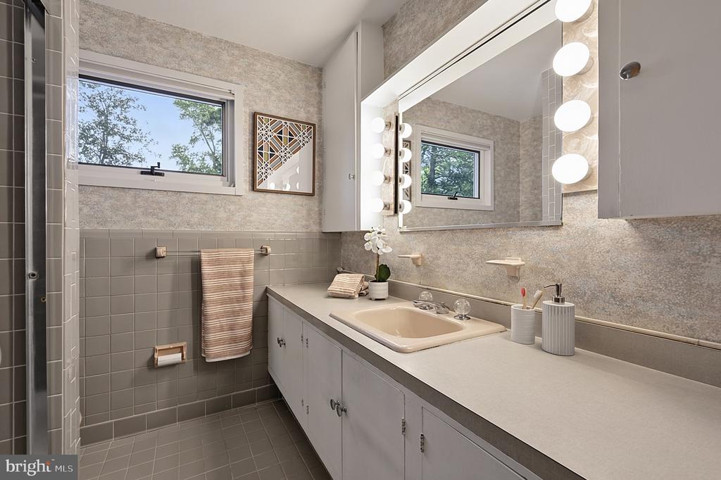 7407 RECARD LANE