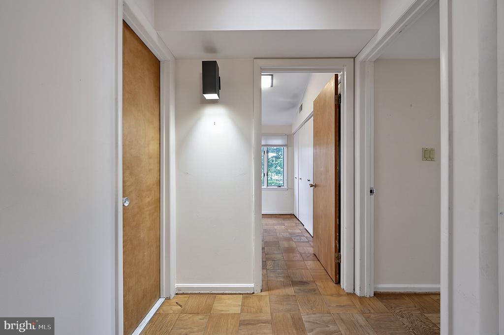 7407 RECARD LANE