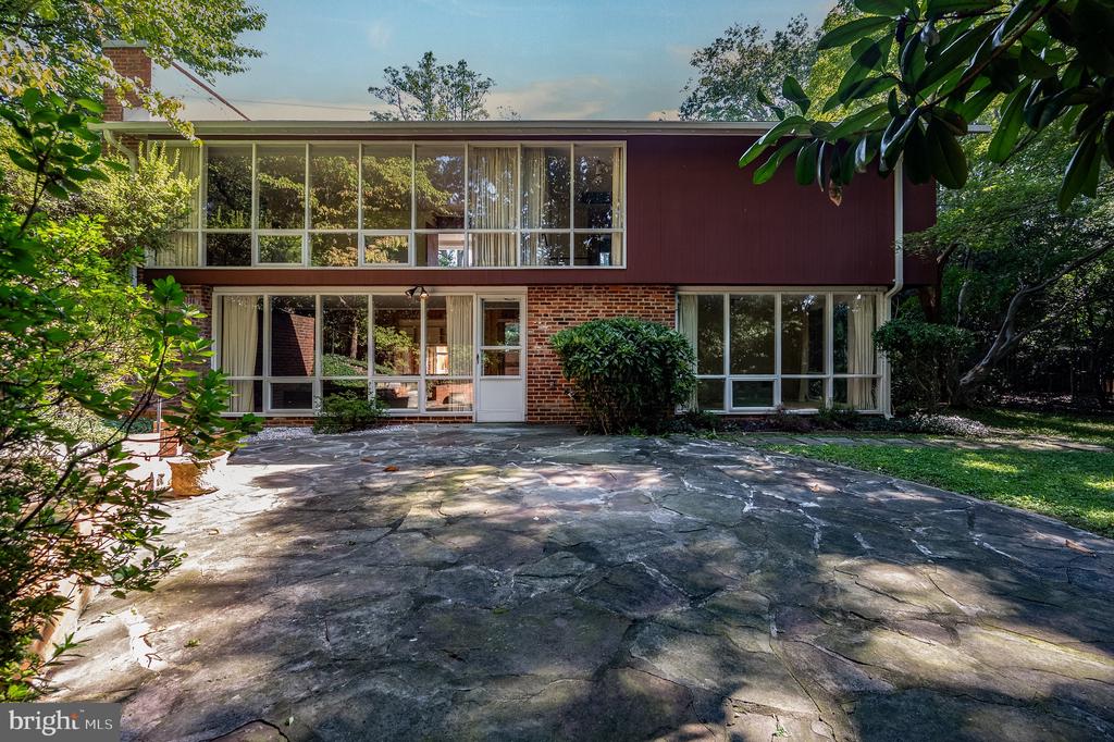 7407 RECARD LANE