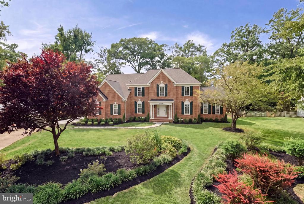 9020 BEATTY DRIVE