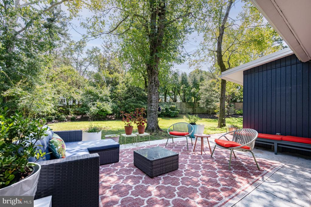 2305 GLASGOW ROAD