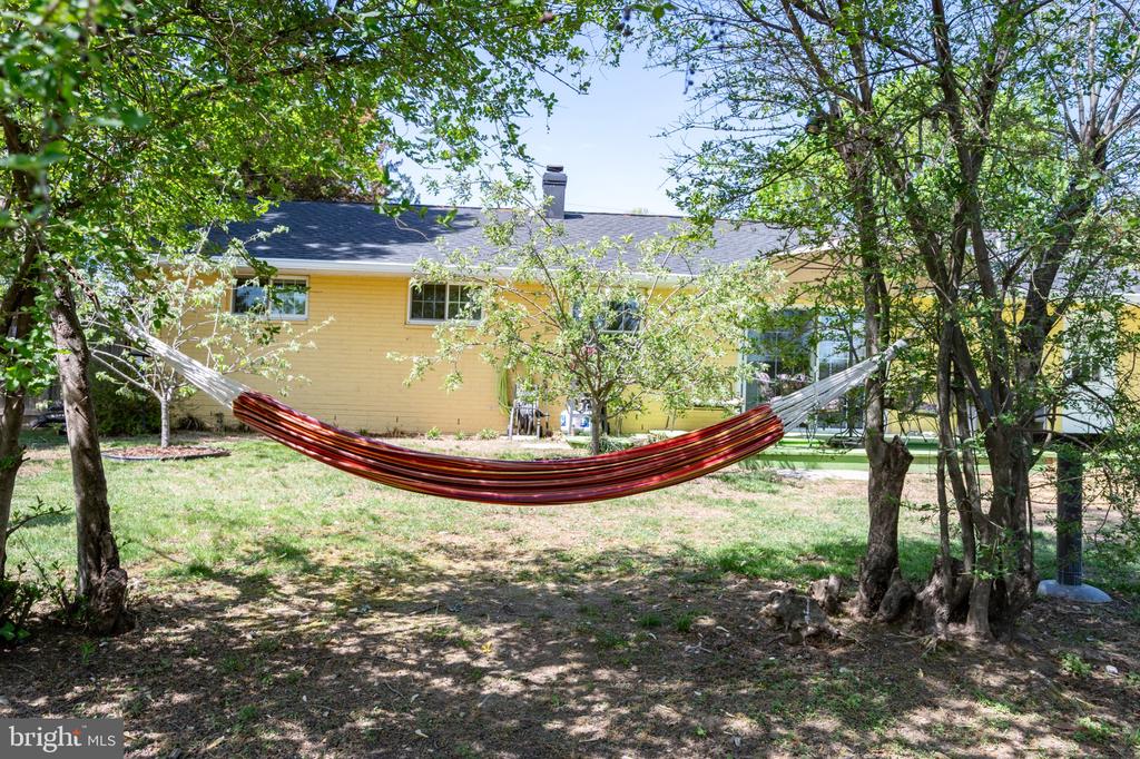 4807 FLOWER LANE