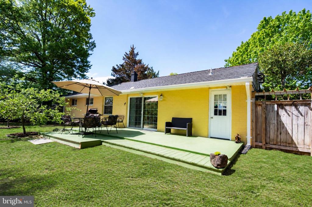 4807 FLOWER LANE
