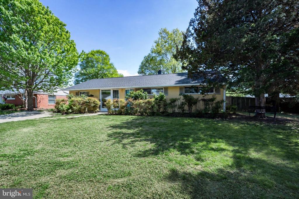 4807 FLOWER LANE