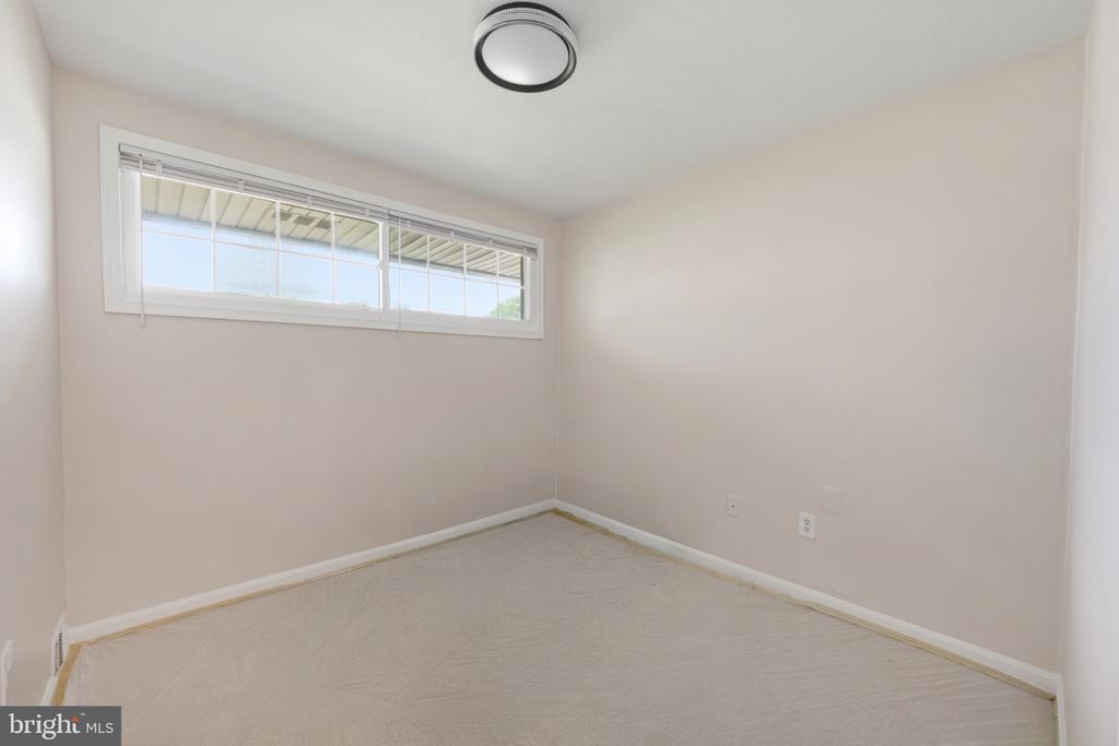 4807 FLOWER LANE
