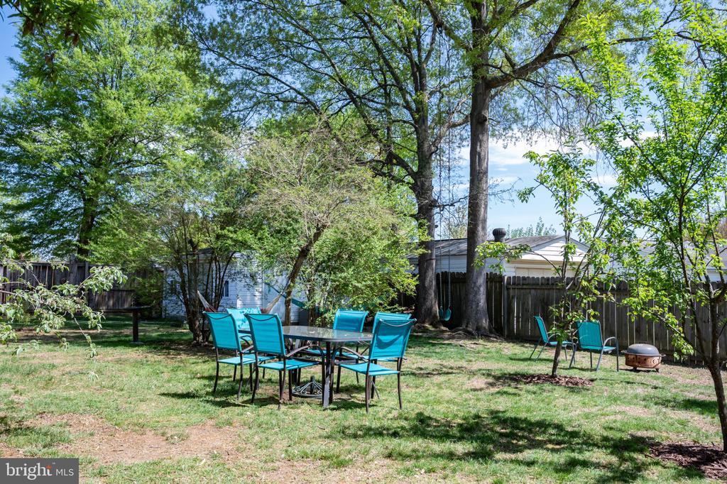 4807 FLOWER LANE