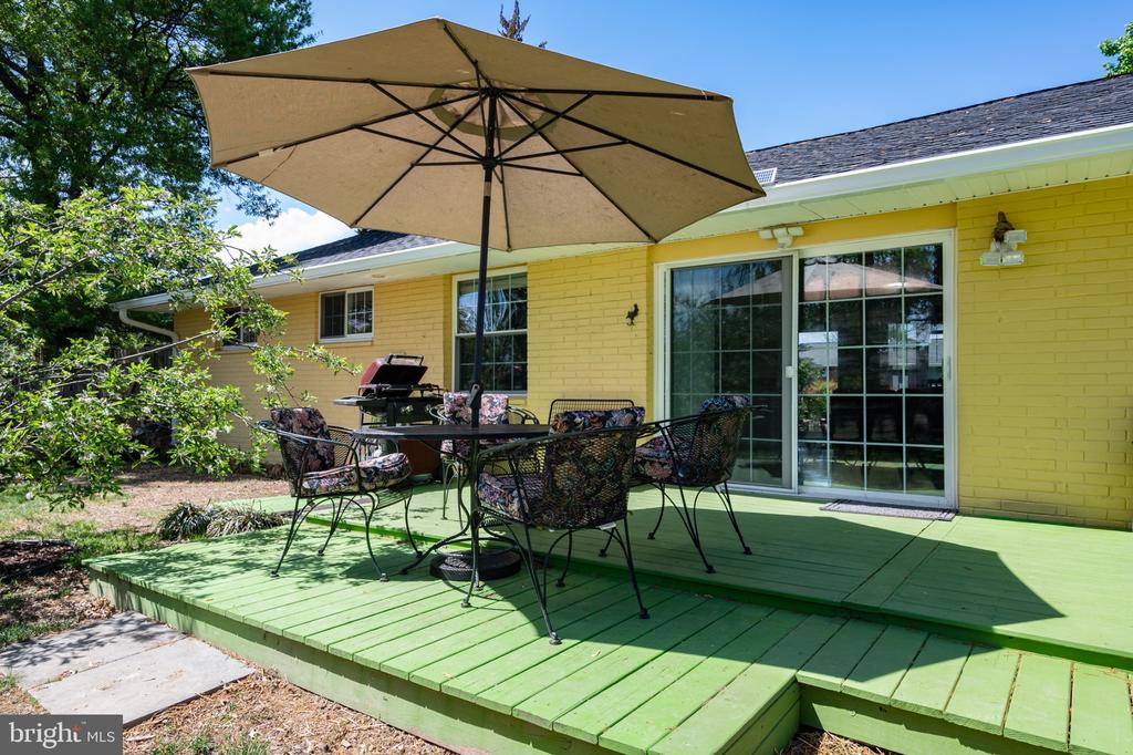 4807 FLOWER LANE