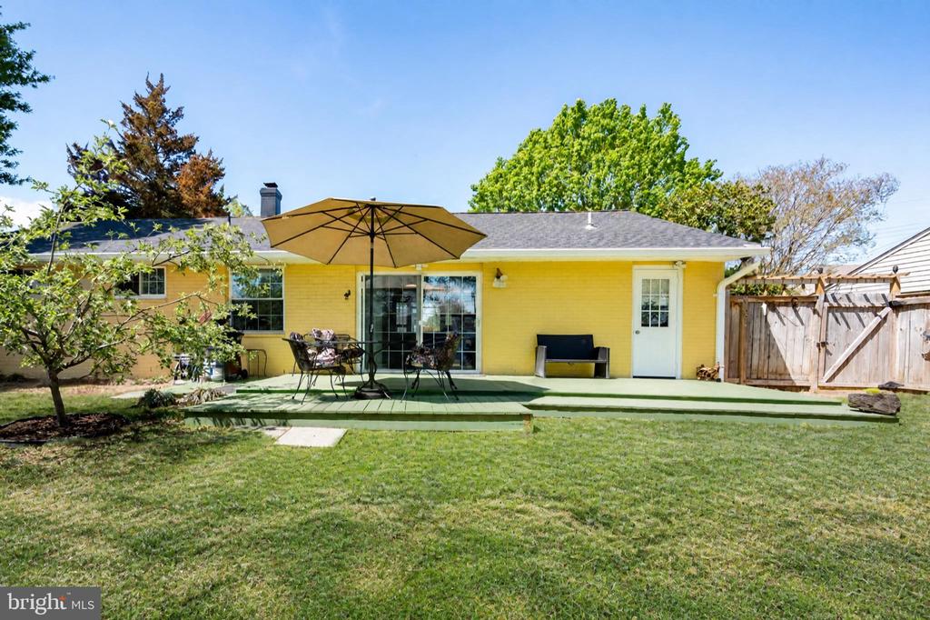 4807 FLOWER LANE