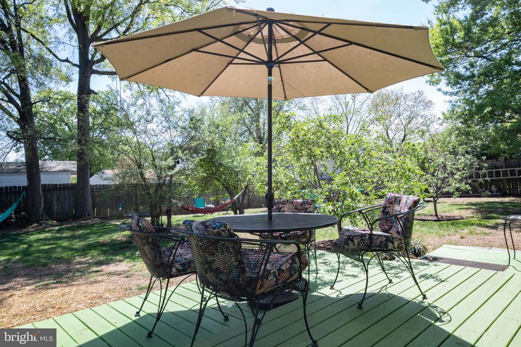 4807 FLOWER LANE
