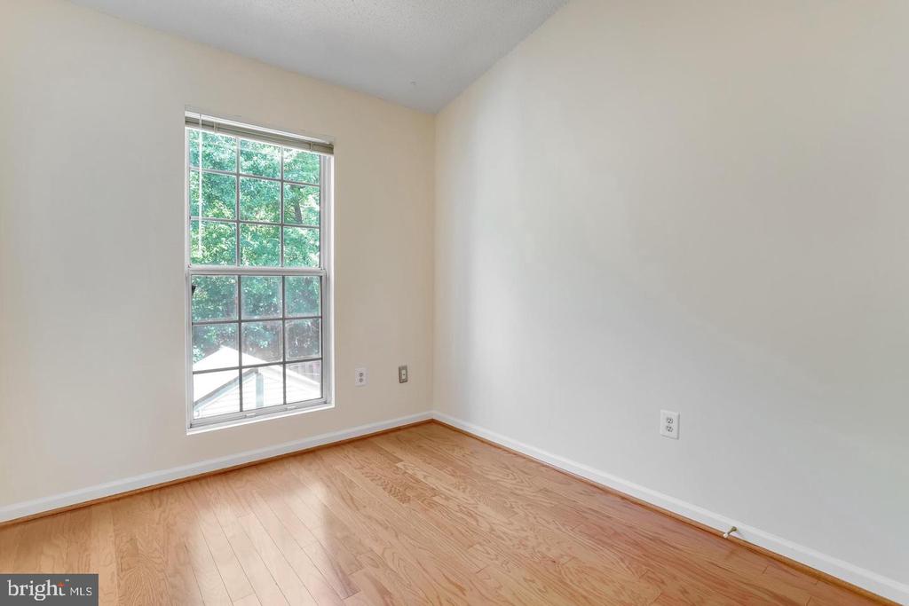 7170 WESTFIELD COURT