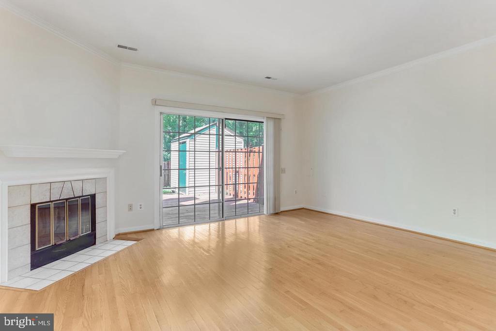 7170 WESTFIELD COURT