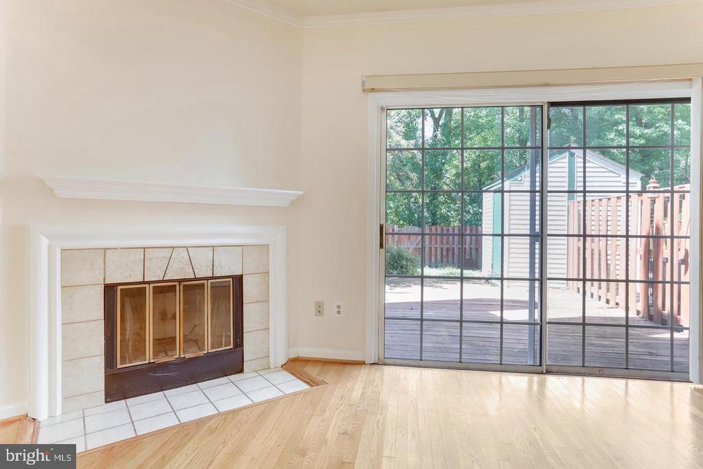 7170 WESTFIELD COURT