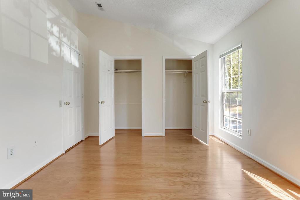 7170 WESTFIELD COURT