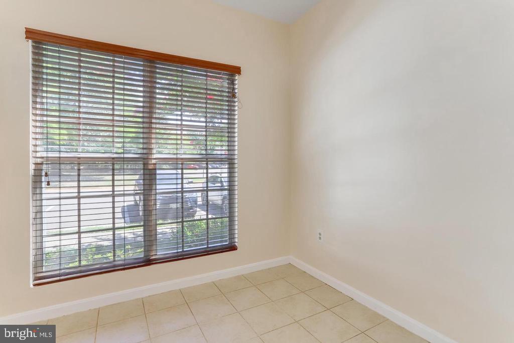 7170 WESTFIELD COURT