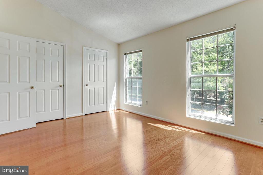 7170 WESTFIELD COURT