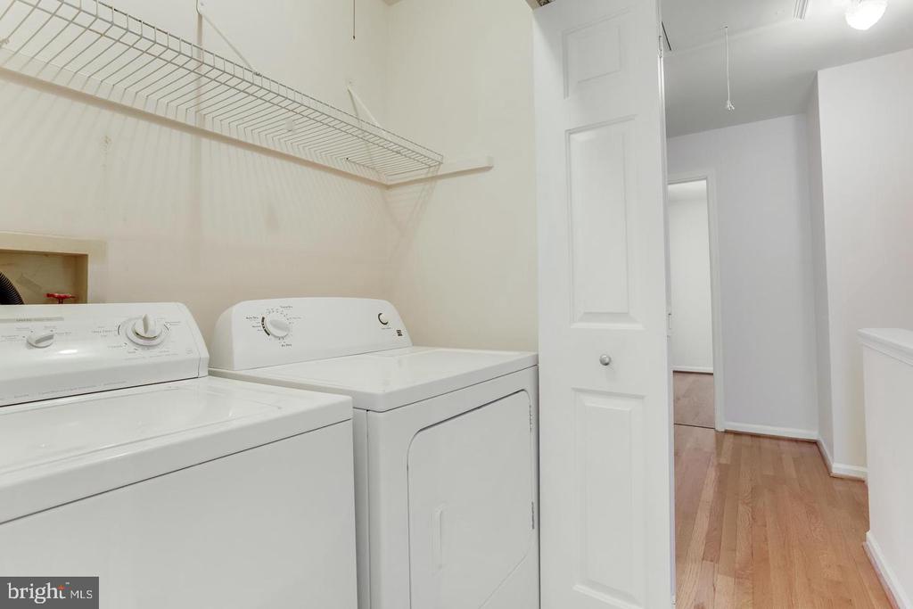 7170 WESTFIELD COURT