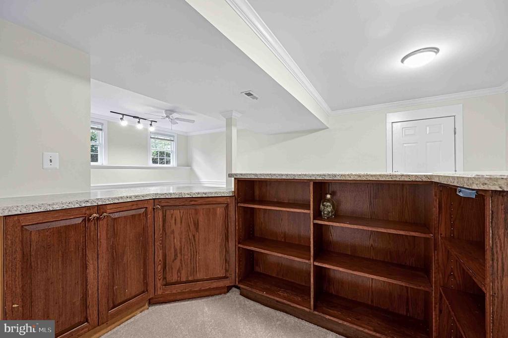 8725 LEA LANE