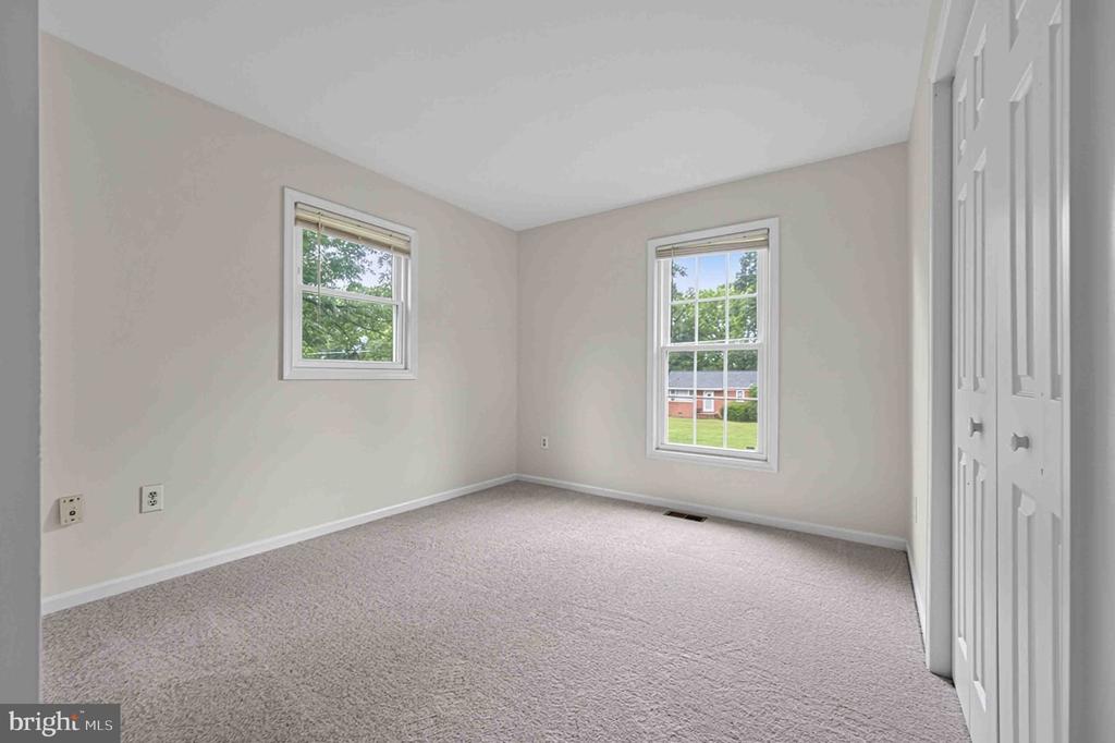 8725 LEA LANE