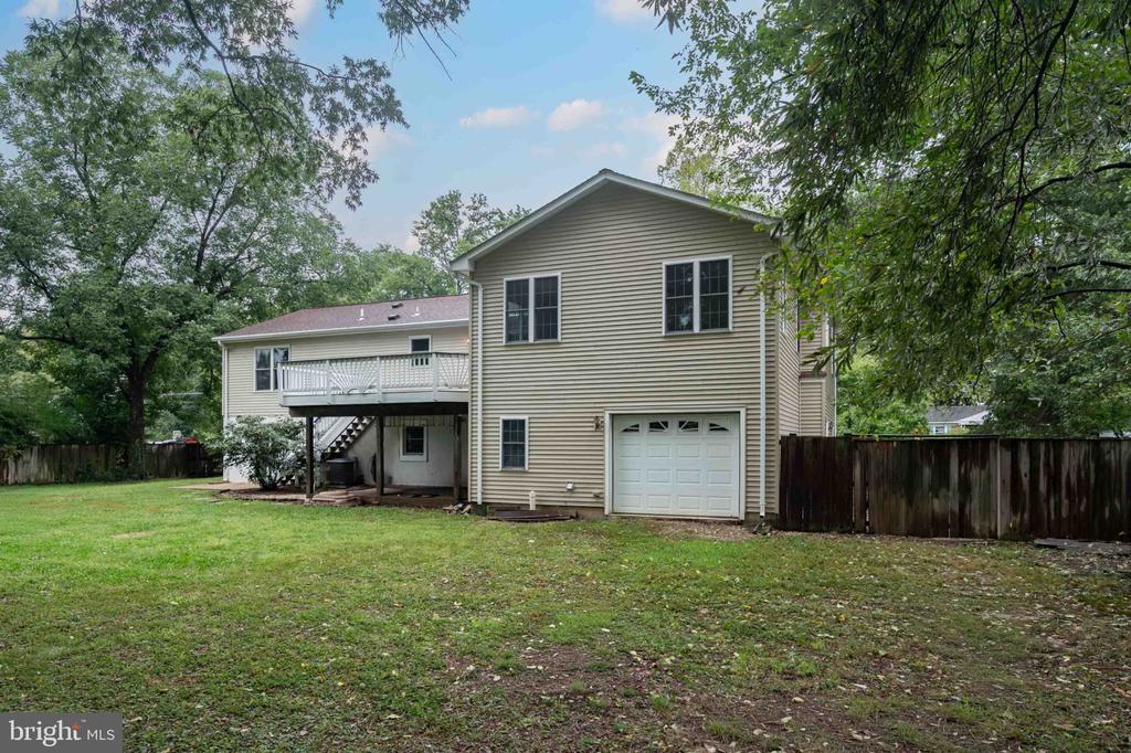 8725 LEA LANE
