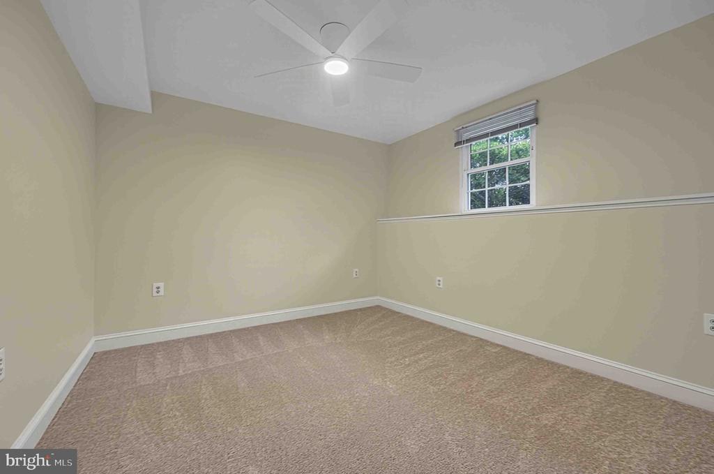 8725 LEA LANE
