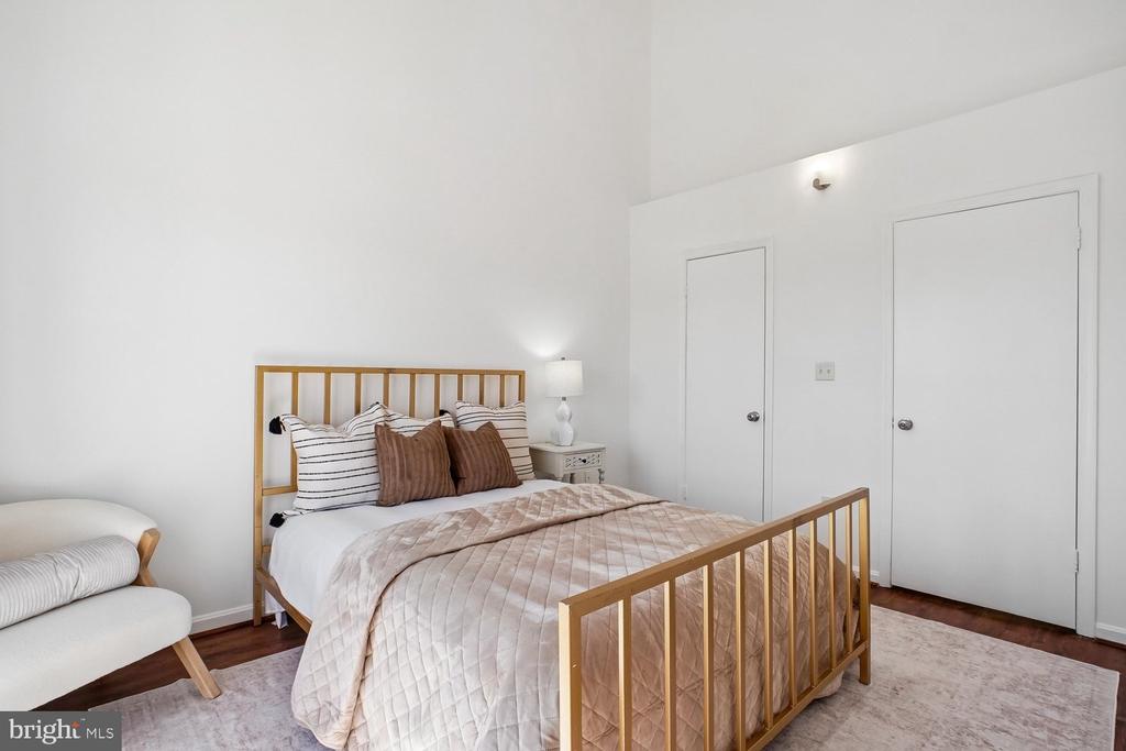 6931 MARY CAROLINE CIRCLE Unit: I