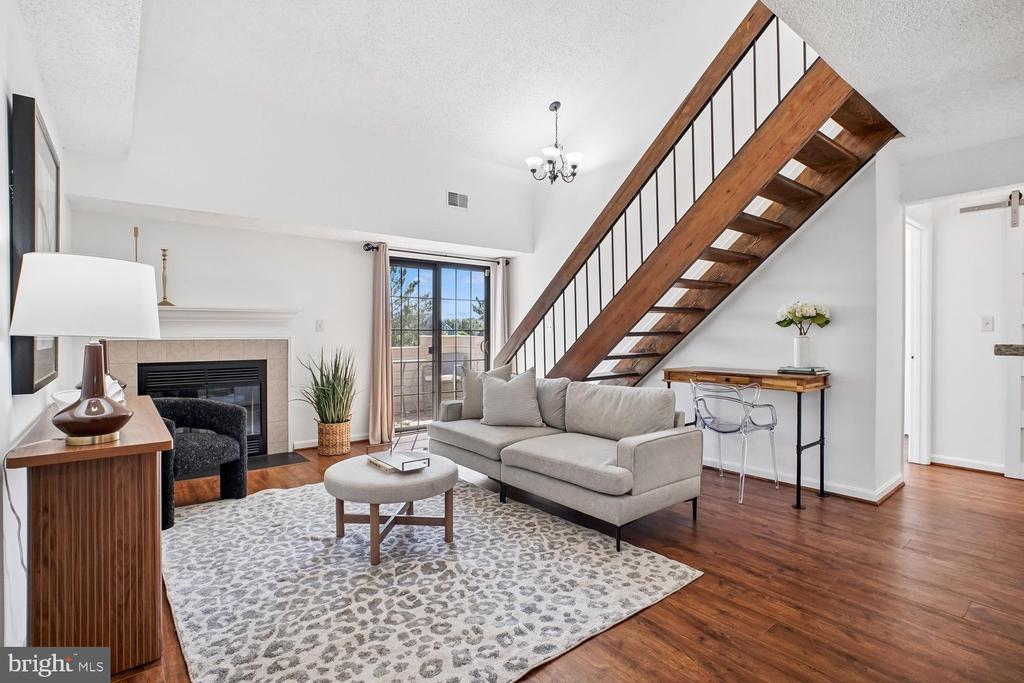 6931 MARY CAROLINE CIRCLE Unit: I
